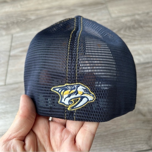 Nashville Predators Fanatics Old Time Hockey Flexfit One Size Cap  Hat - Picture 7 of 13